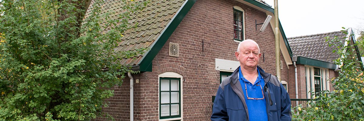Koppel-Swoe levert voor de panden van statushouders in de gemeente Epe een huismeester. Dirk Vuijk vervult die rol. Wat doet een huismeester eigenlijk?