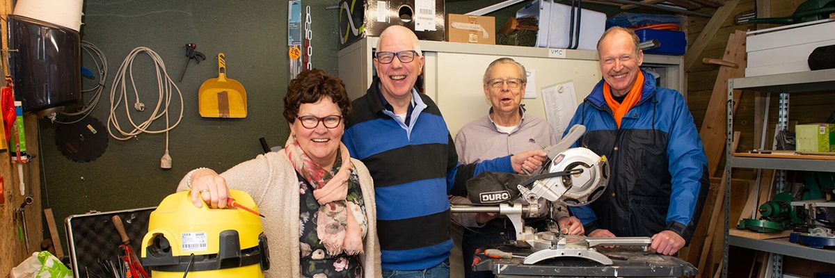 In Nederland gooien we ontzettend veel onterecht weg. Duurzaamheid begint bij jezelf! Repair Café Epe, Emst, Oene en Vaassen van Koppel-Swoe repareert graag gratis voor je!