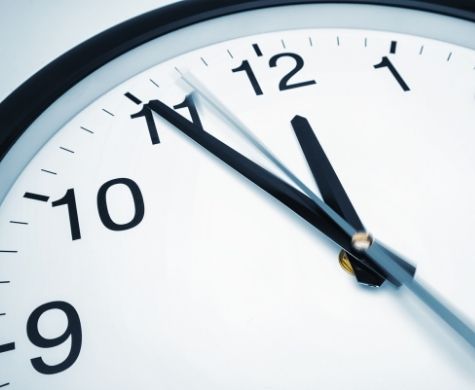 Wat betekent de avondklok voor mantelzorgers?Ben jij mantelzorger voor iemand die niet bij je in huis woont? En heeft die tussen 21.00 en 4.30 uur mantelzorg nodig? Dan kun je ontheffing krijgen.